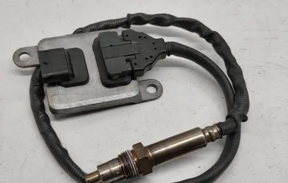 Mercedes-Benz C W205 Lambda probe sensor A0009053503 0009053503 5WK96682D
