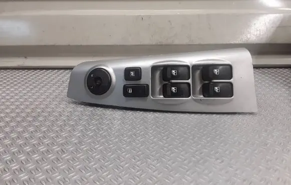 KIA Sportage Electric window control switch 