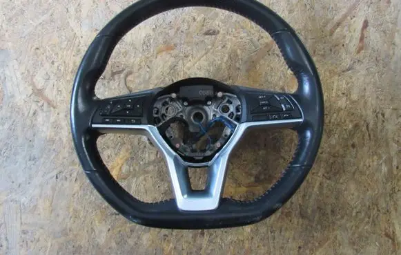 Nissan X-Trail T32 Steering wheel