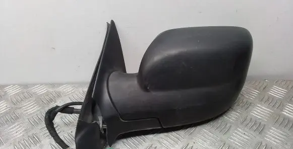 Volvo XC70 Front door electric wing mirror 015601