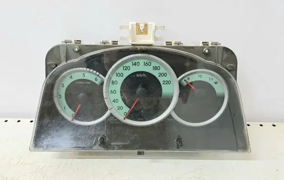 Toyota Corolla Verso AR10 Speedometer (instrument cluster) 838000F060L
