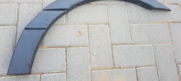 Volkswagen PASSAT B3 Rear arch trim 333853087