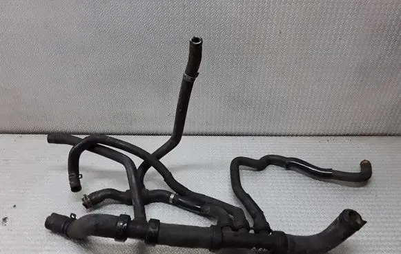 Renault Trafic II (X83) Engine coolant pipe/hose