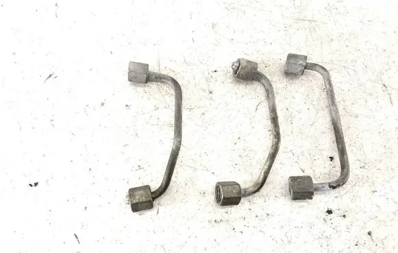 Volkswagen Touareg I Fuel main line pipe 