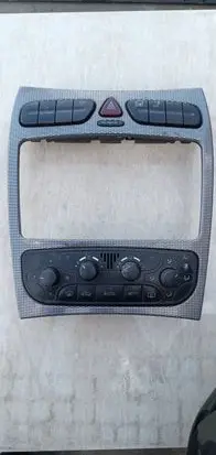 Mercedes-Benz CLK A209 C209 Radio/GPS head unit trim 2096802430