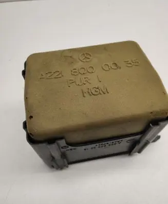Mercedes-Benz E C207 W207 Seat control module A0008003348