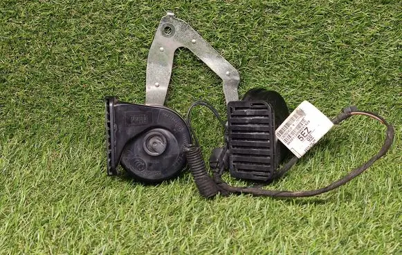 Opel Astra J Horn signal 20840162 0611002