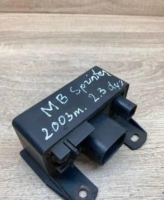 Mercedes-Benz Sprinter W901 W902 W903 W904 Glow plug pre-heat relay 