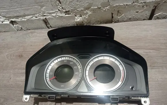 Volvo S80 Speedometer (instrument cluster) 31343330AA 31343330 36001841