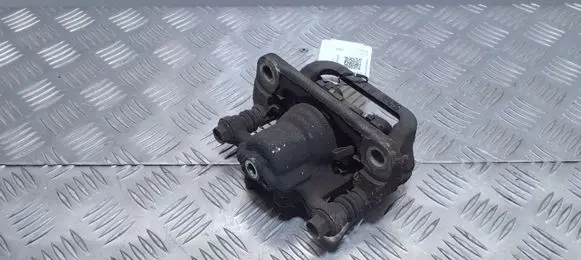 Nissan Pulsar Rear brake caliper 045103528