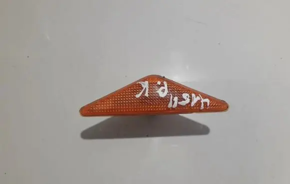 Ford Focus Front fender indicator light xs4h3k354a xs4h3k354-a