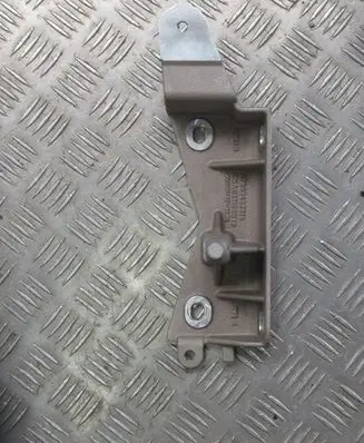 Mercedes-Benz AMG GT 4 x290 w290 Engine mount bracket 