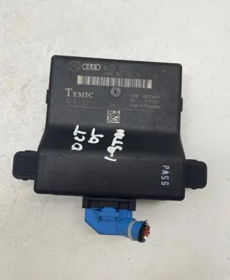 Skoda Octavia Mk2 (1Z) Gateway control module 1K0907530E 1K0907951