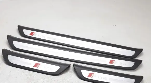 Audi Q3 8U sill trim set (inner) 8U0853373A 8U0853376