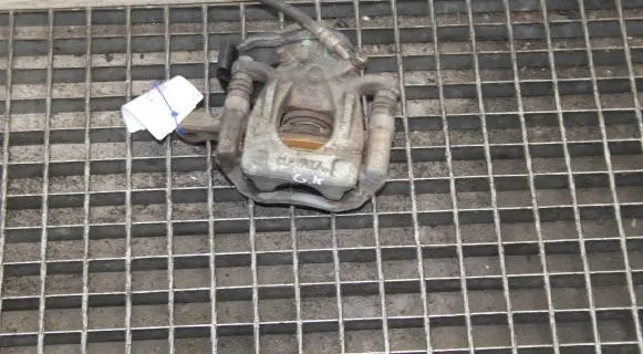 Nissan Leaf II (ZE1) Rear brake caliper