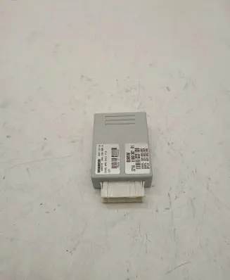 BMW X6 F16 Air suspension control unit module (rear) 6860387