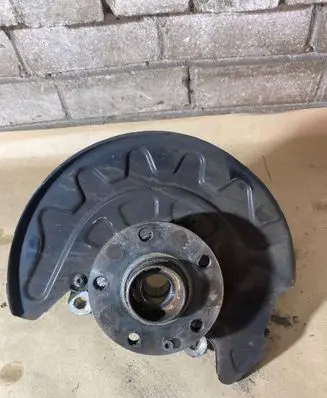 Volkswagen Tiguan Front wheel hub 5Q0407257C