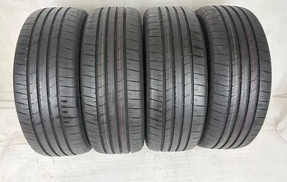 Mazda CX-30 R18 summer tire 