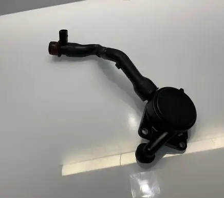 Mercedes-Benz CLS C219 Breather/breather pipe/hose A6420100391 6420100391