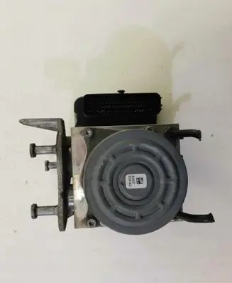 Mercedes-Benz C W205 ABS Pump