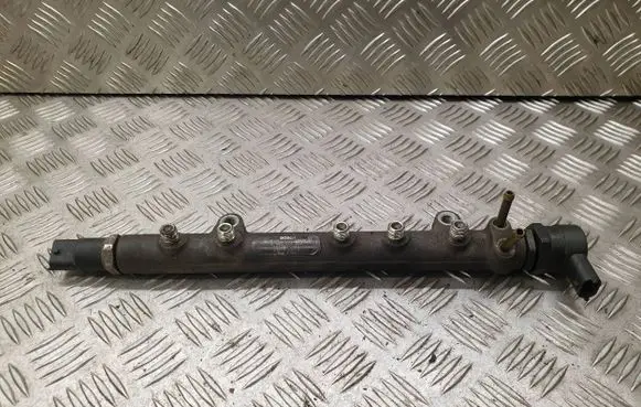 Toyota Yaris Verso Fuel main line pipe 0445214032