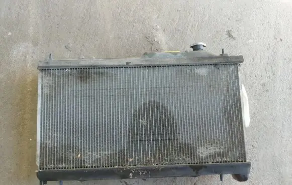 Coolant radiator