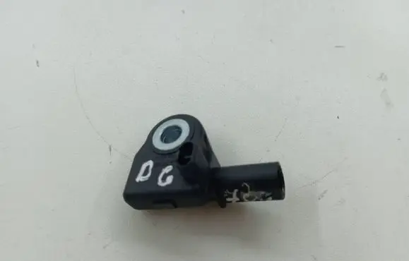 Seat Arona Airbag deployment crash/impact sensor 5QF959351 170322 140322060