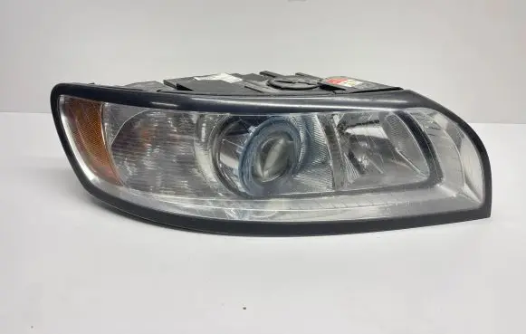 Volvo V50 Headlight/headlamp 31265699