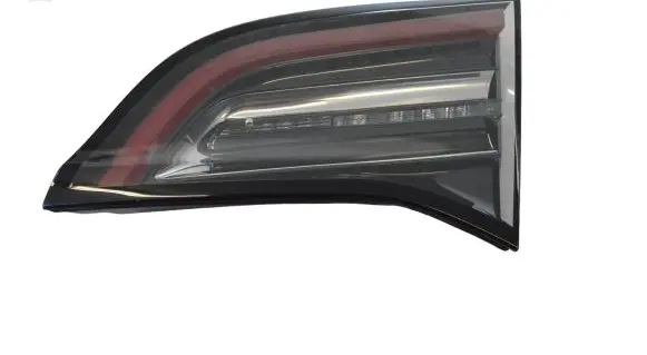 Tesla Model 3 Tailgate rear/tail lights 1077402 1077404