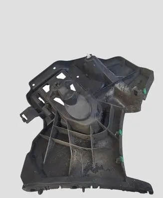 Volvo V40 Rear bumper mounting bracket 31395104