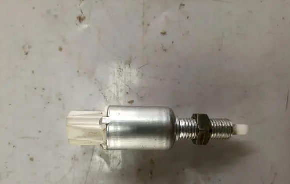 Clutch pedal sensor