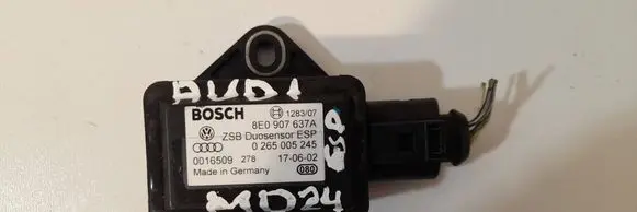 Audi A4 S4 B6 8E 8H ESP acceleration yaw rate sensor 8E0907637A