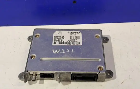 Mercedes-Benz S W221 Bluetooth control unit module A2218708685 A2218703126