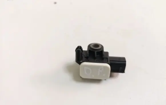 Alfa Romeo Giulietta Airbag deployment crash/impact sensor 50509587
