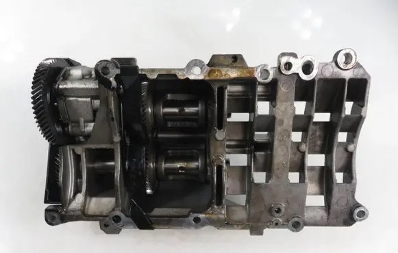 BMW 3 E46 Oil pump balance shaft 8056052011
