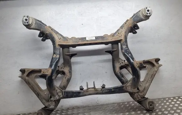 Audi Q7 4L Rear axle beam 7L0500041