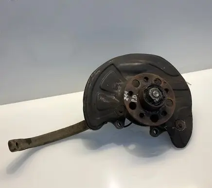 Mercedes-Benz E W211 Front wheel hub A2113306520 2113306520