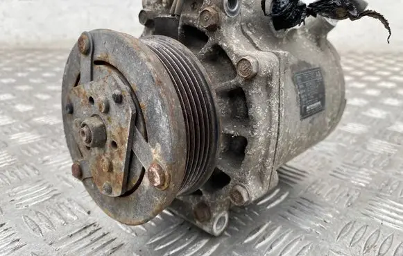 Mitsubishi Outlander Air conditioning (A/C) compressor (pump) 7813A068 AKC200A221 4090898