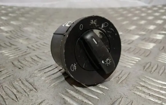 Volkswagen Golf V Light switch 1K0941431B