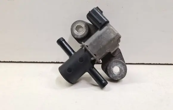 Nissan Murano Z51 Turbo solenoid valve K5T46696