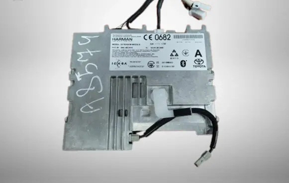 Toyota Avensis T270 GPS navigation control unit/module QNGBE2808 202SMB033