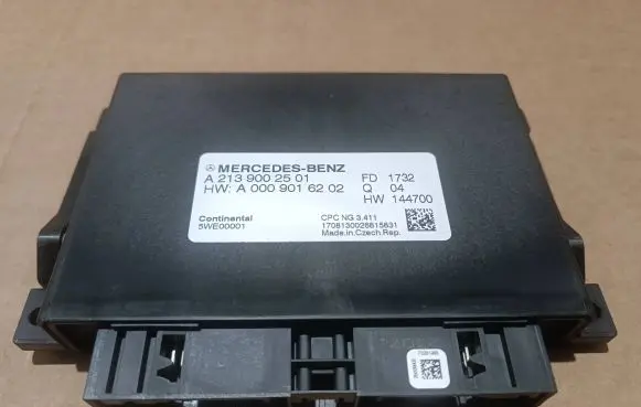 Mercedes-Benz E W213 Gearbox control unit/module A2139002501 5WE00001 A0009016202