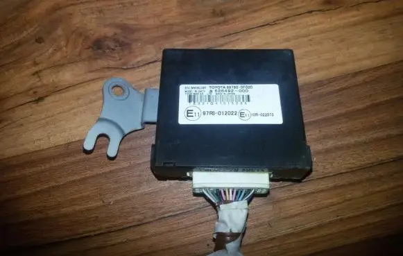 Toyota Corolla Verso AR10 Immobilizer control unit/module 897800f020 626492-00