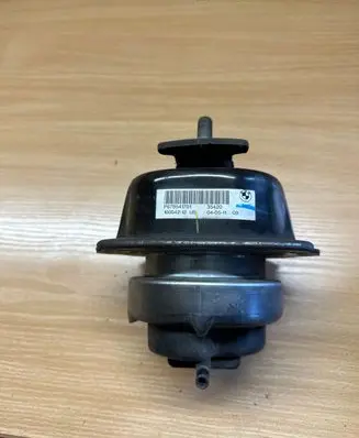 BMW X5 E70 Engine mount bracket P679541701 16004212 35420