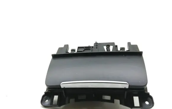 Ashtray (front)