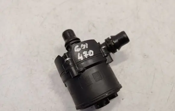 BMW X3 G01 Water pump 9147359 64119147359 64116834917