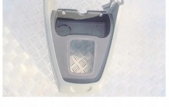 SsangYong Rodius Gear shifter surround trim plastic