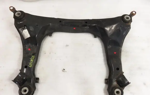 Audi A4 S4 B7 8E 8H Front subframe 