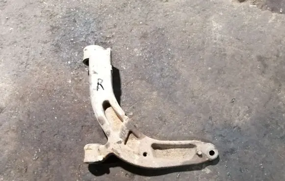 Volkswagen Transporter - Caravelle T5 Front lower control arm/wishbone