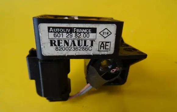 Renault Clio II Airbag deployment crash/impact sensor 8200236286C
